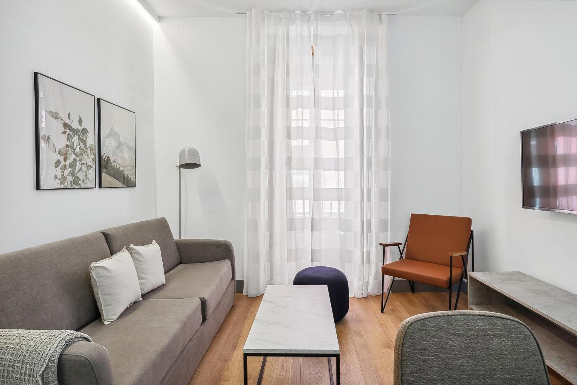 Limehome Madrid Calle De Santa Ana - Estancia Temporal Zewnętrze zdjęcie