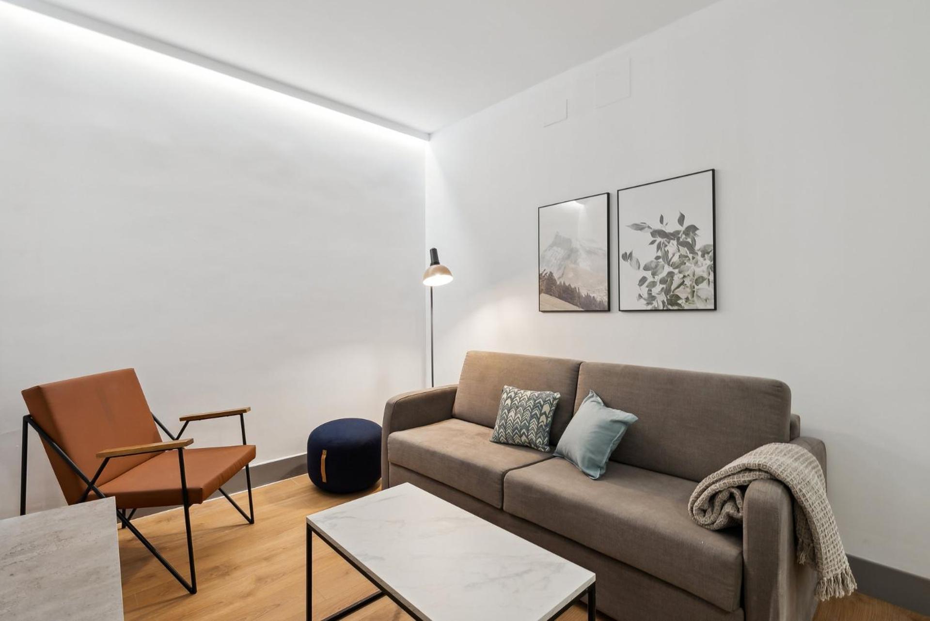 Limehome Madrid Calle De Santa Ana - Estancia Temporal Zewnętrze zdjęcie