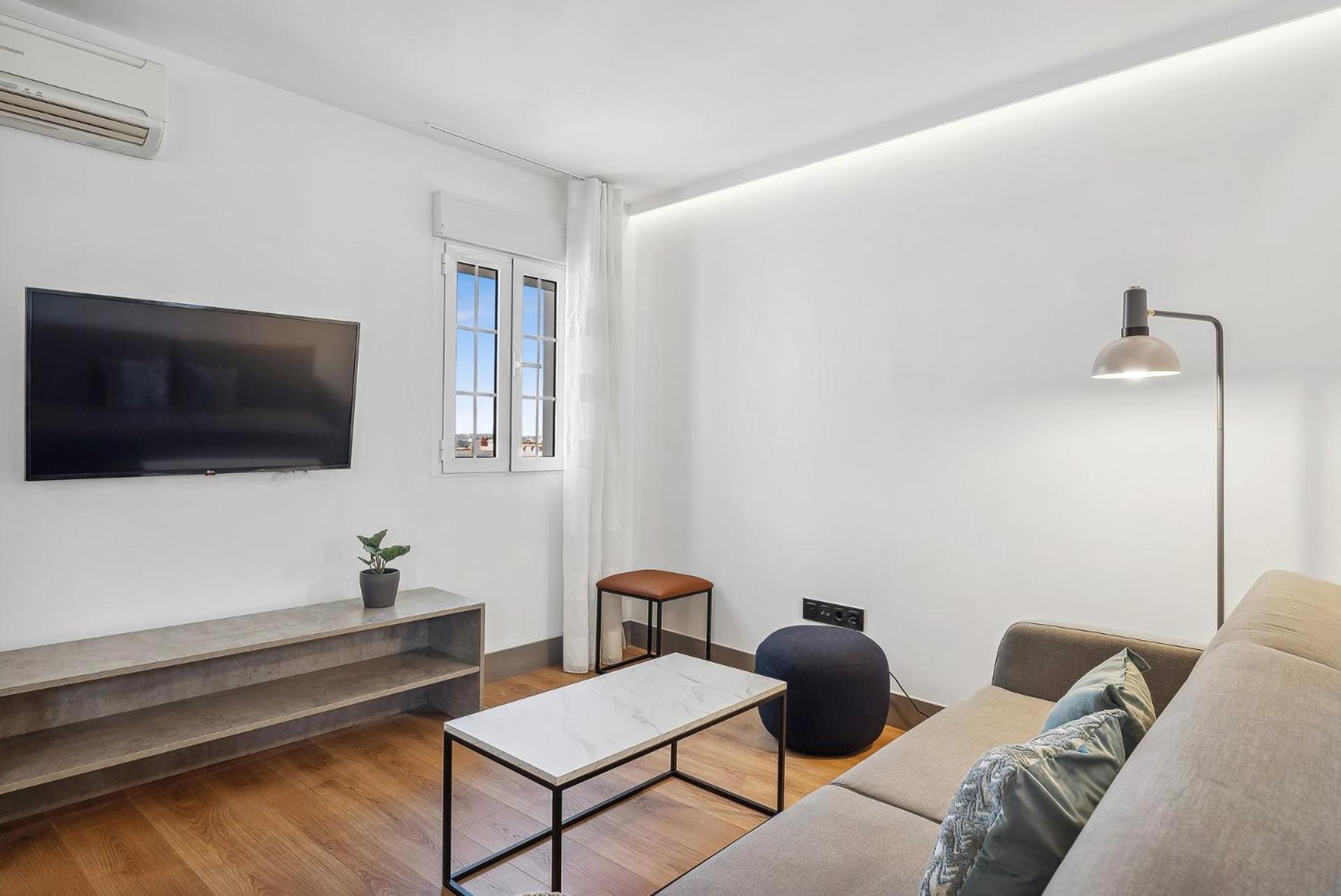 Limehome Madrid Calle De Santa Ana - Estancia Temporal Zewnętrze zdjęcie